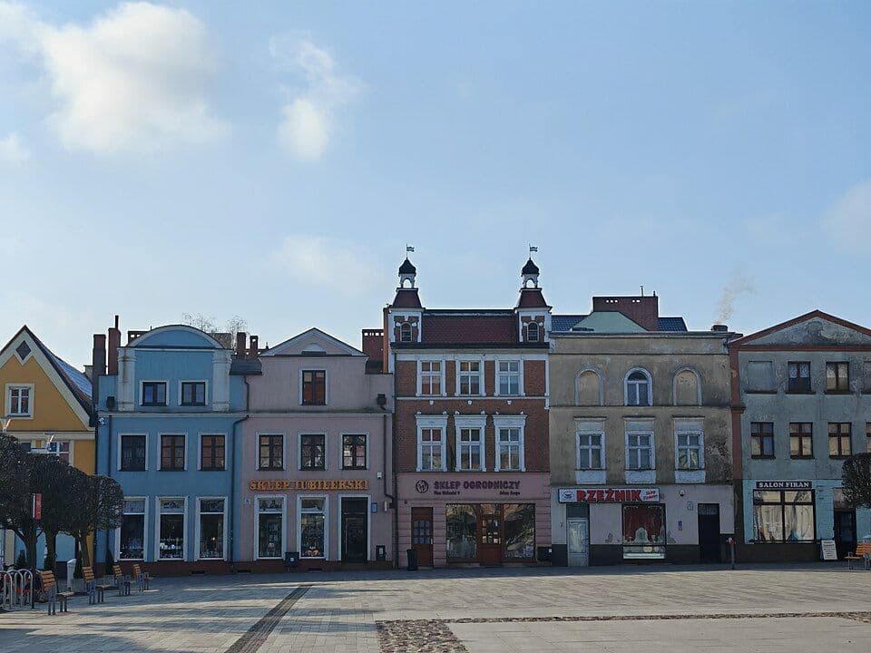stary-rynek-w-pucku-spacer-po-najstarszym-miescie-wybrzeza-1